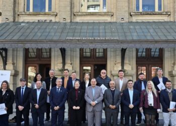 Scaglia: “Acompañamos a que nuestras localidades construyan vínculos con el exterior”