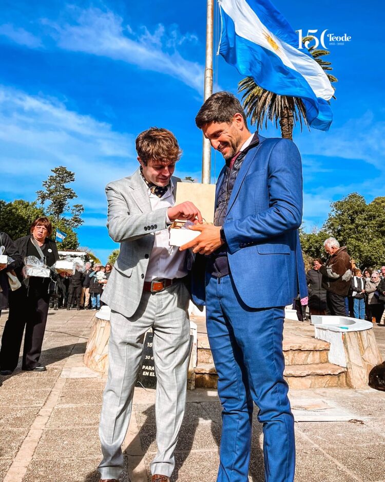 TEODELINA FESTEJO!..
