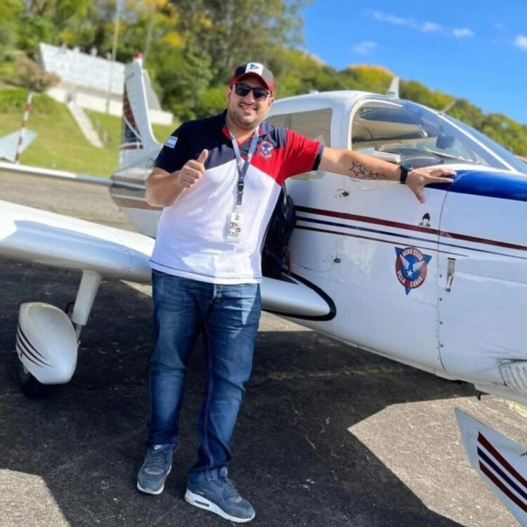#Hoy nos toca despedir a nuestro querido amigo Mariano, piloto y parte de nuestra comisión directiva.
