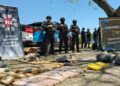A los narcos se les puede ganar: Pullaro y Scaglia participaron de una histórica quema de drogas en el norte provincial A los narcos se les puede ganar: Pullaro y Scaglia participaron de una histórica quema de drogas en el norte provincial