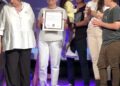 Teodelina: Emotivo Homenaje a Roberto Carena ex integrante de Pe帽a de los 20 Teodelina: Emotivo Homenaje a Roberto Carena ex integrante de Pe帽a de los 20