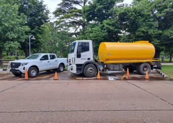 La Municipalidad adquirió un nuevo tanque regador y una camioneta 0KM, a través del Fondo provincial de Obras Menores.