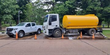 La Municipalidad adquirió un nuevo tanque regador y una camioneta 0KM, a través del Fondo provincial de Obras Menores.