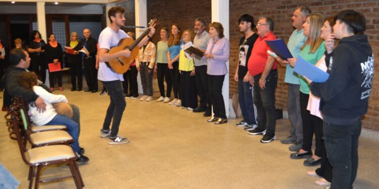 ENCUENTRO DE COROS CAÑASEÑOS ENCUENTRO DE COROS CAÑASEÑOS