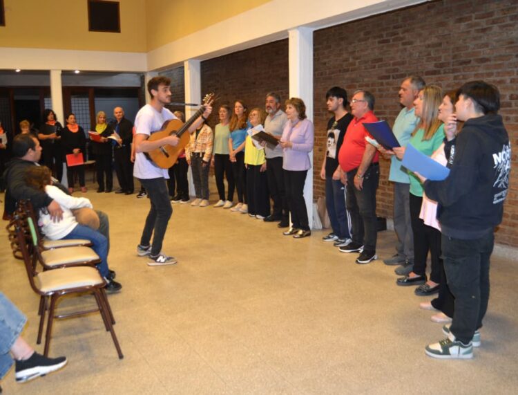 ENCUENTRO DE COROS CAÑASEÑOS ENCUENTRO DE COROS CAÑASEÑOS