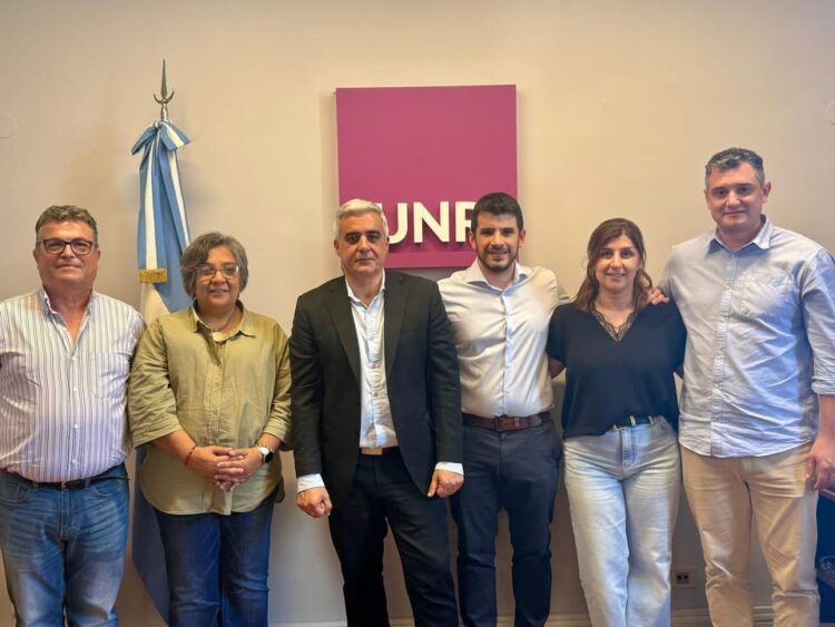 HISTÓRICO: LLEGA A VENADO TUERTO LA CARRERA DE AGRONOMÍA