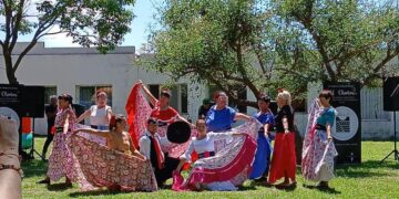 TEODELINA: D脥A DE LA FAMILIA EN EL CFR TEODELINA: D脥A DE LA FAMILIA EN EL CFR