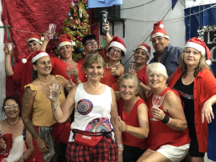 TEODELINA: Festejo despidiendo el año en la Peña de Olga Sviser junto al Grupo LA QUERENCIA TEODELINA: Festejo despidiendo el año en la Peña de Olga Sviser junto al Grupo LA QUERENCIA