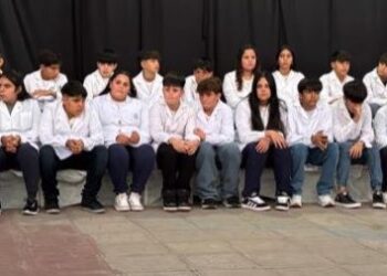 TEODELINA: Emotiva despedida de los alumnos de 7° grado en la Escuela Nº 177 “Esteban Echeverría”
