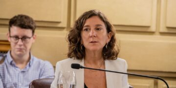 MIGUEL TORRES: DI GREGORIO IMPULSA LA CREACIÓN DE LA ESCUELA SECUNDARIA Y GESTIONA LA APERTURA DE LA SALA DE 3